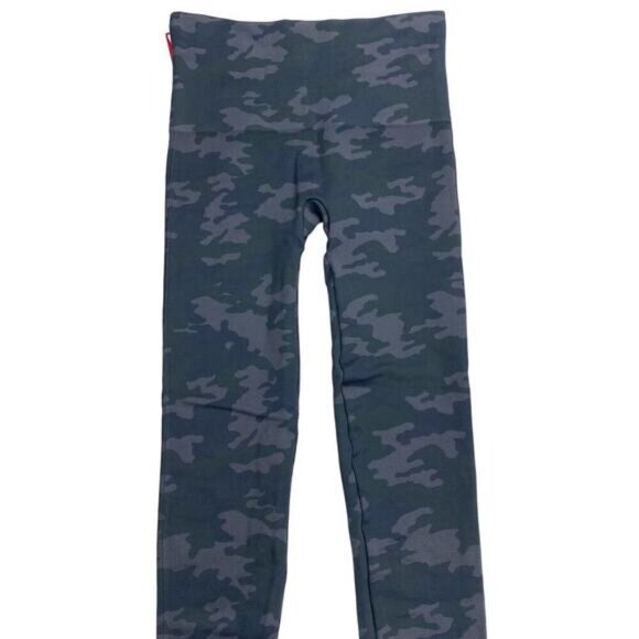 Spanx Look at Me Now Camo Blue Seamless Leggings Womens Size Small - Picture 7 of 8